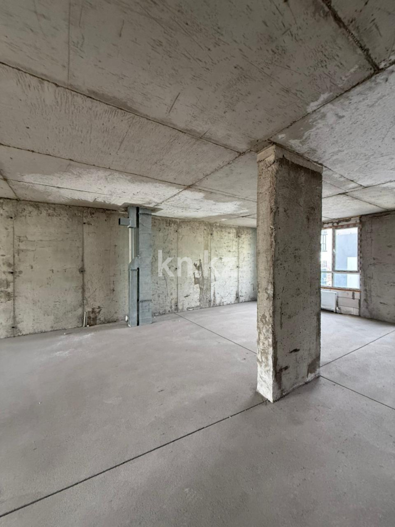 Продажа 3-комнатной квартиры, 107 м², ул. Толе би, дом  285/8 к20 - ул. Утеген батыра в Алматы - фото 6