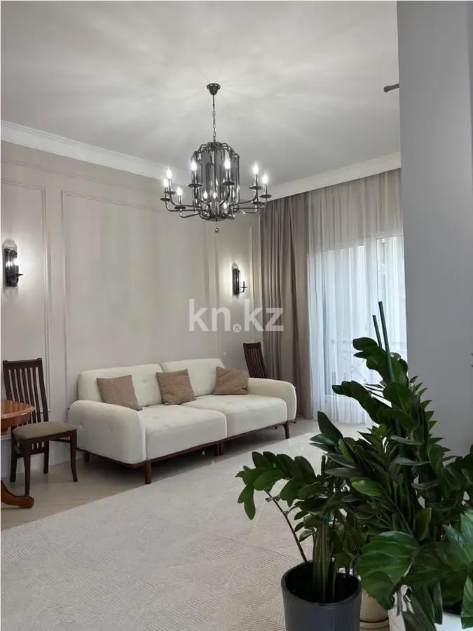 Продажа 3-комнатной квартиры, 136 м², мкр. Акжар, дом  3/10 в Алматы