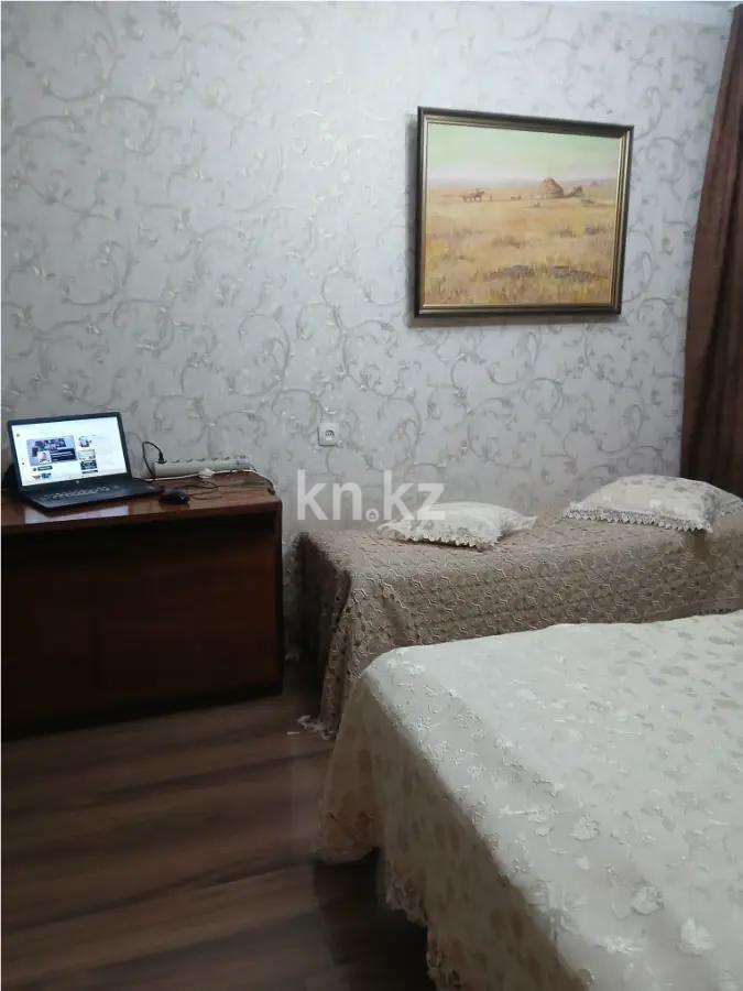 Продажа 2-комнатной квартиры, 62 м², пр. Строителей, дом  17 в Караганде - фото 3