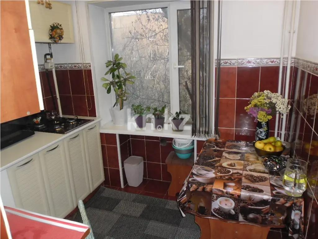 Продажа 2-комнатной квартиры, 45 м², ул. Язева, дом  17 в Караганде - фото 3