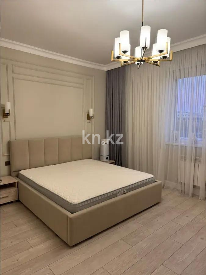 Продажа 2-комнатной квартиры, 105 м², ул. Достык, дом  10 в Астане - фото 2