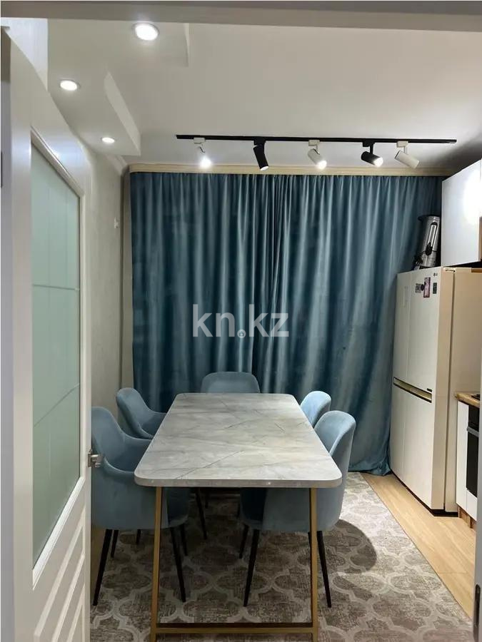 Продажа 3-комнатной квартиры, 80 м², мкр-н Аксай-1, дом  3 в Алматы - фото 4