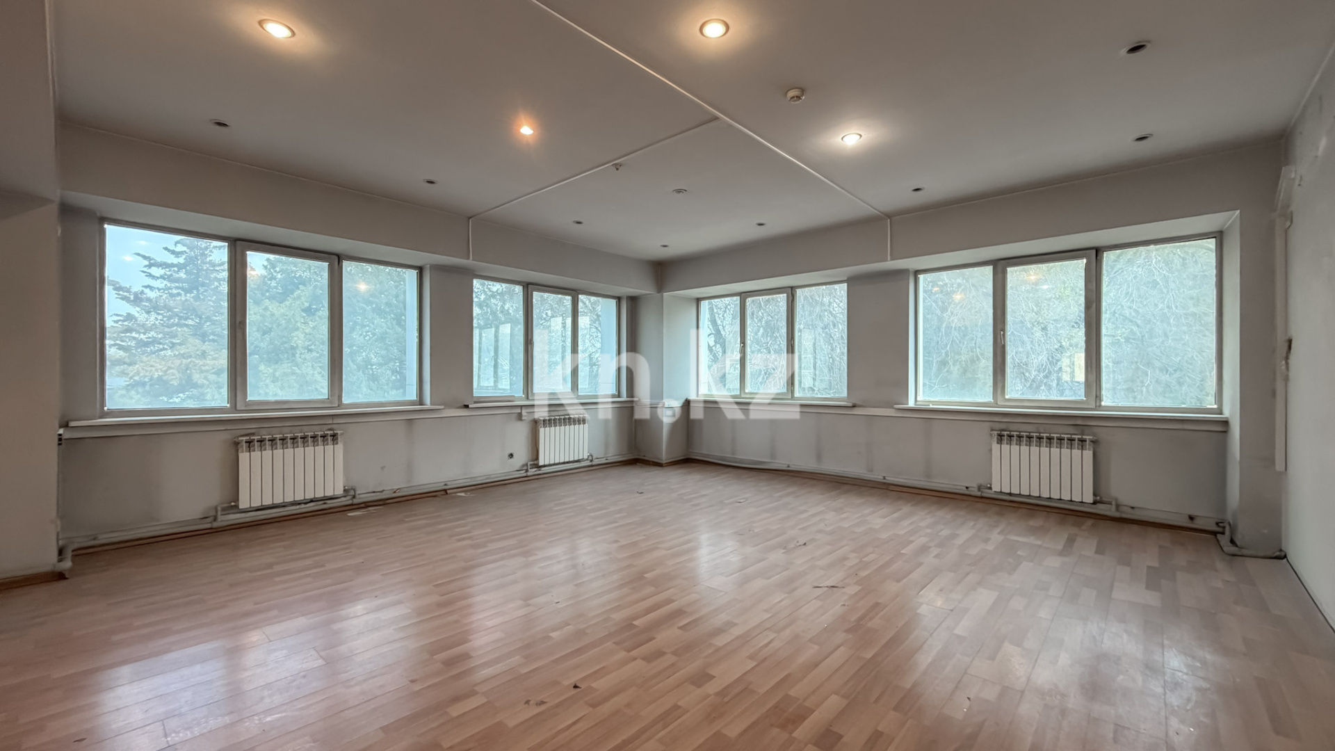 Продажа помещения, 911 м² в Алматы - фото 22