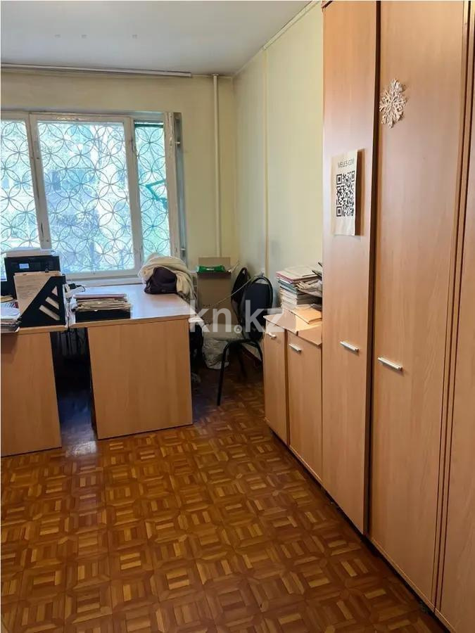 Продажа 3-комнатной квартиры, 61 м², ул. Айманова, дом  170 в Алматы - фото 2