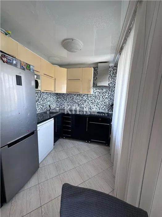 Продажа 3-комнатной квартиры, 59 м², пр. Абая, дом  79 в Шахтинске - фото 4