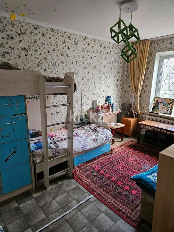 Продажа 3-комнатной квартиры, 65 м², ул. Язева, дом  6 в Караганде