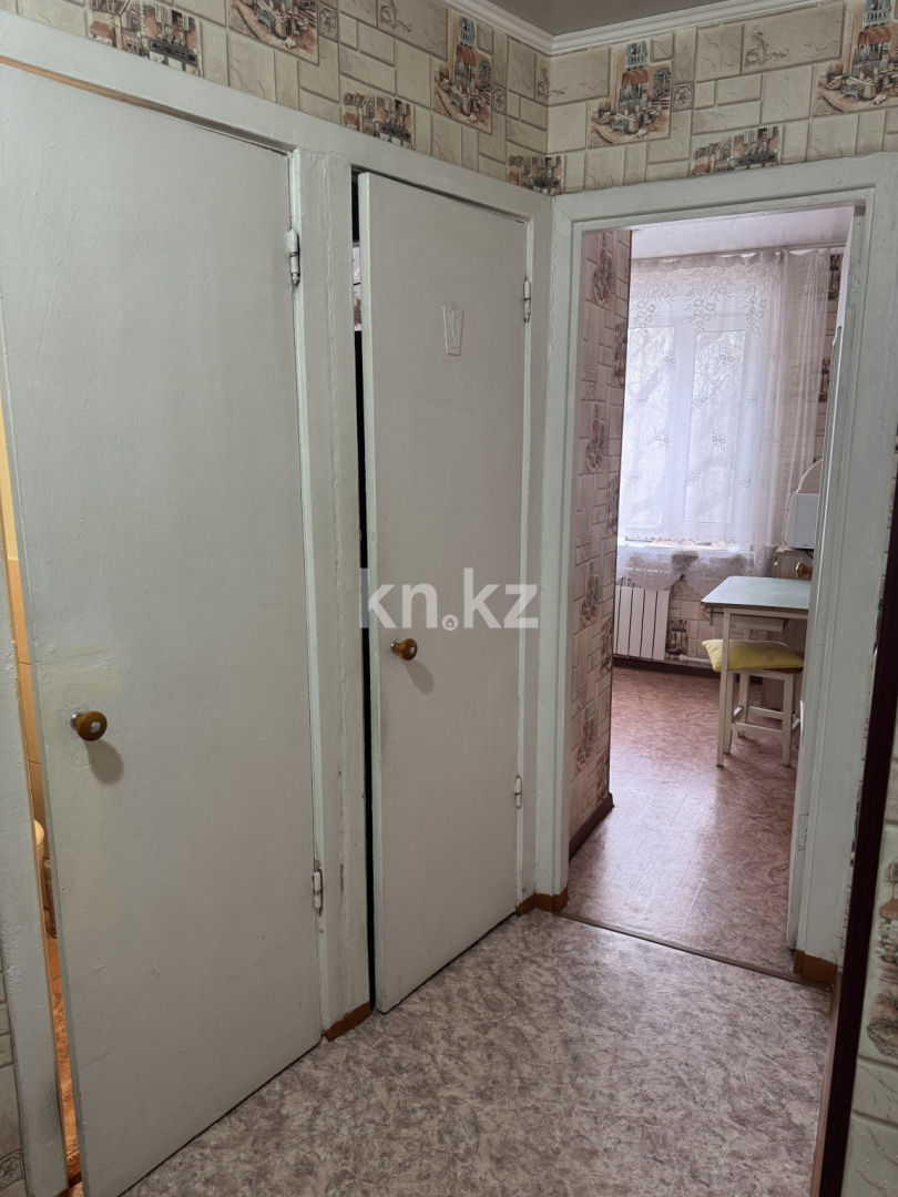 Продажа 2-комнатной квартиры, 47.8 м², мкр-н 22 в Караганде - фото 11