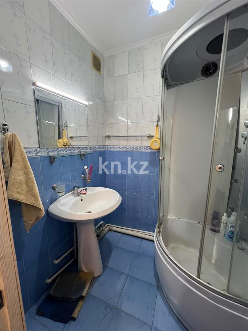 Продажа 3-комнатной квартиры, 65 м² в Караганде - фото 10
