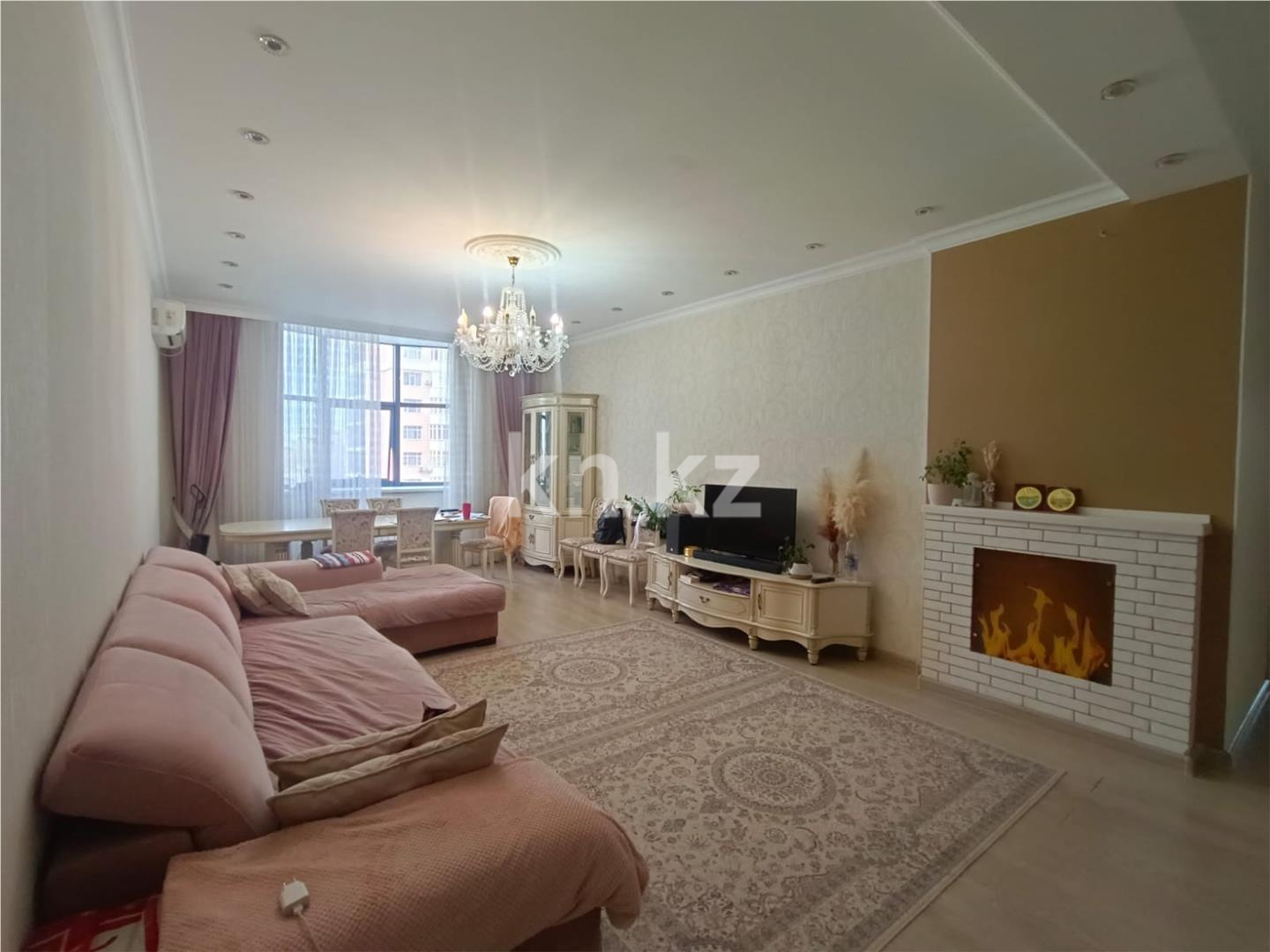 Продажа 4-комнатной квартиры, 147.4 м² в Астане