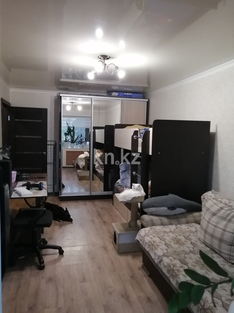 Продажа 1-комнатной квартиры, 32 м², проспект Республики, дом  6 в Караганде