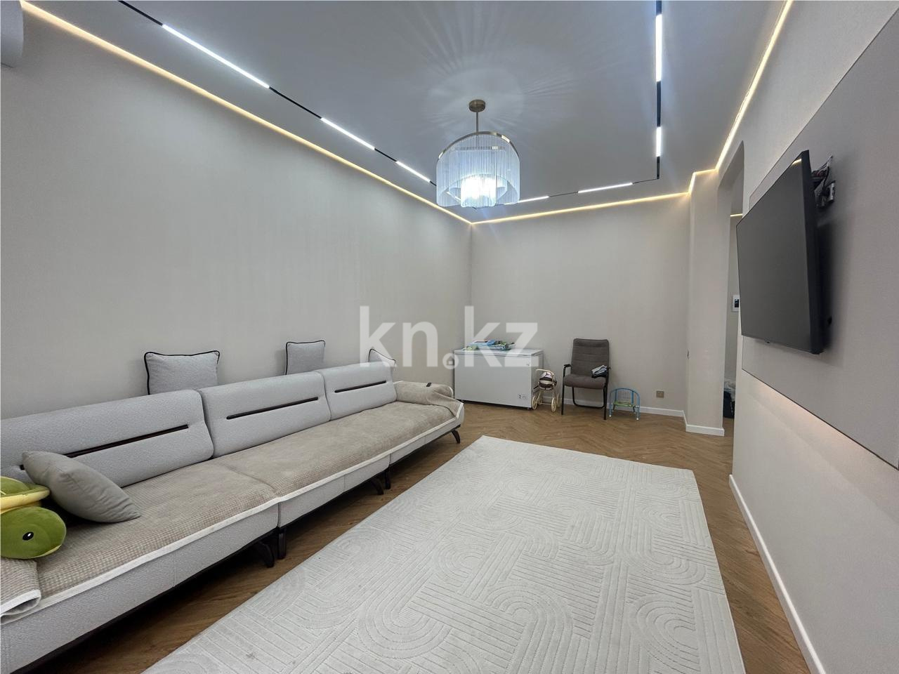 Продажа 3-комнатной квартиры, 85.6 м², ул. Е-36 в Астане - фото 2