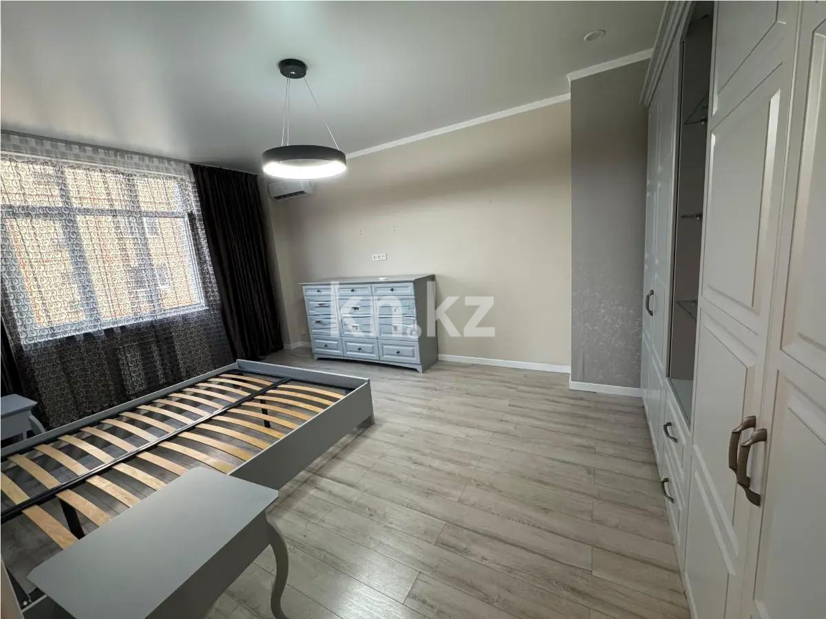 Продажа 3-комнатной квартиры, 132.7 м², ул. Умбетбаева, дом  77 в Алматы - фото 3