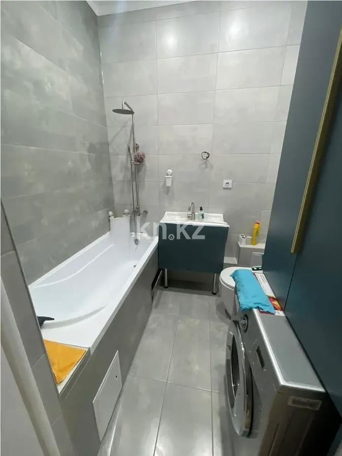 Продажа 2-комнатной квартиры, 42.4 м², пр. Райымбека, дом  351/1 в Алматы - фото 3