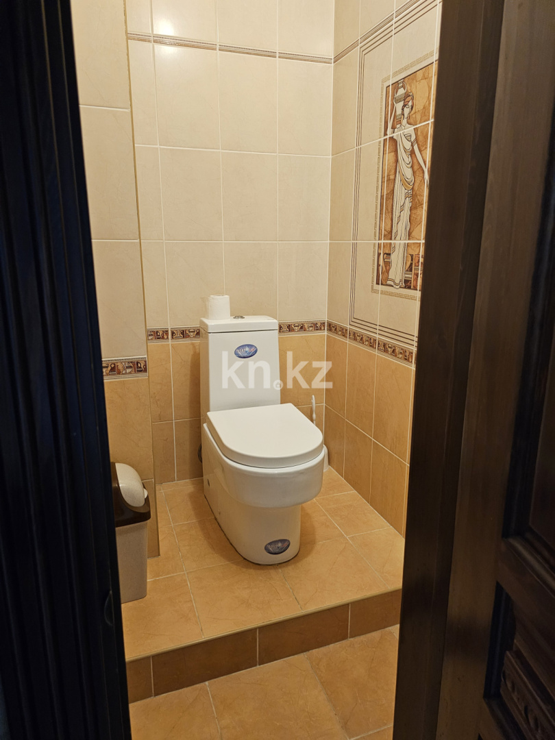 Аренда 4-комнатной квартиры посуточно, 152 м², ул. 8 Марта, дом  5а в Шымкенте - фото 2