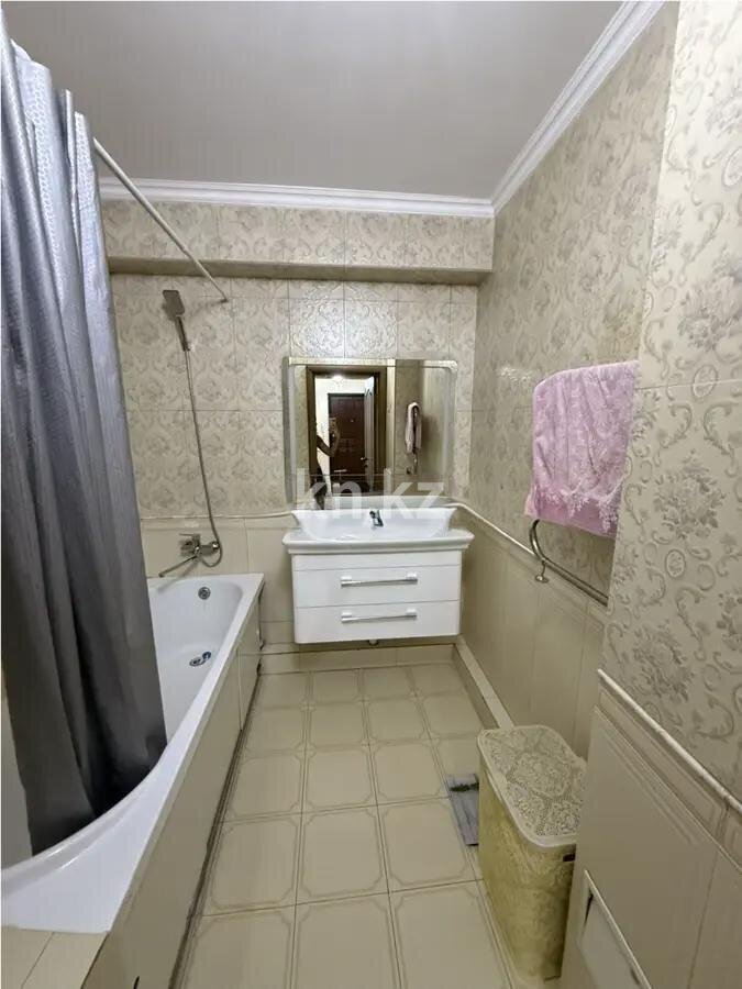 Продажа 2-комнатной квартиры, 70 м² в Алматы - фото 4
