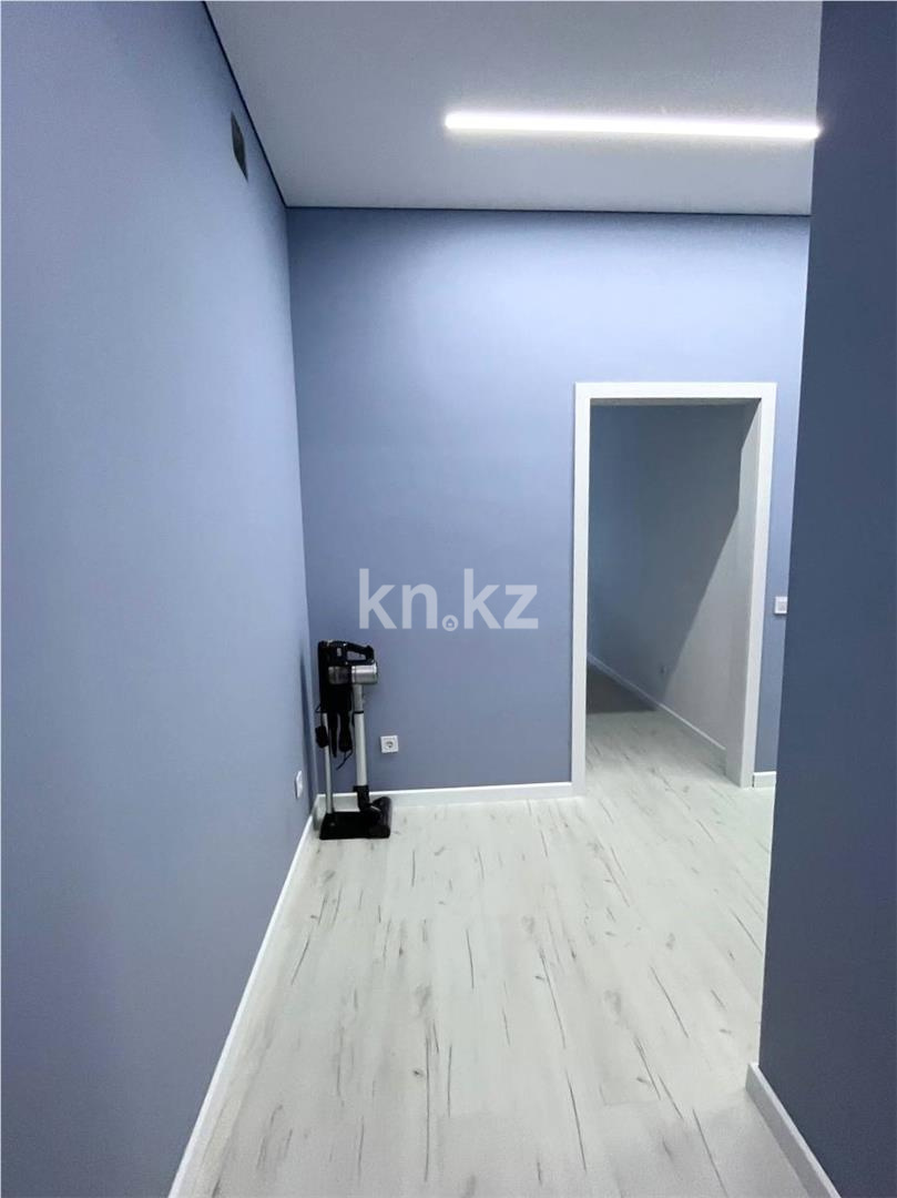 Продажа 2-комнатной квартиры, 63 м², ул. Букетова в Караганде - фото 14