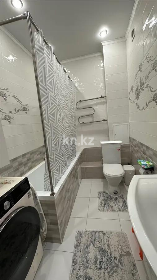 Продажа 2-комнатной квартиры, 81.3 м², ул. Кордай, дом  81 в Астане - фото 3