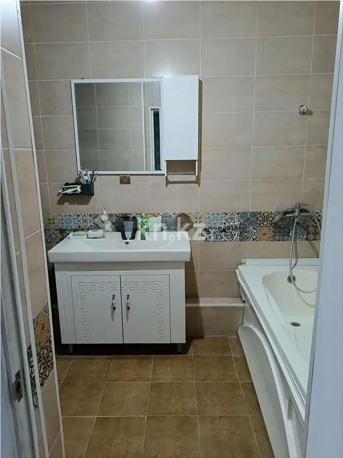 Продажа 3-комнатной квартиры, 63 м², ул. Муратбаева, дом  14 в Алматы - фото 5