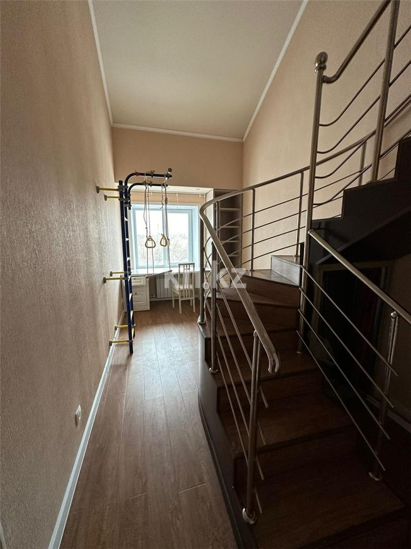 Продажа 4-комнатной квартиры, 180 м², пр. Н. Абдирова в Караганде - фото 15
