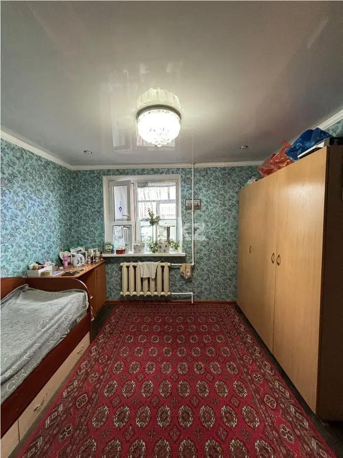 Продажа 3-комнатной квартиры, 47 м² в Шахтинске - фото 2