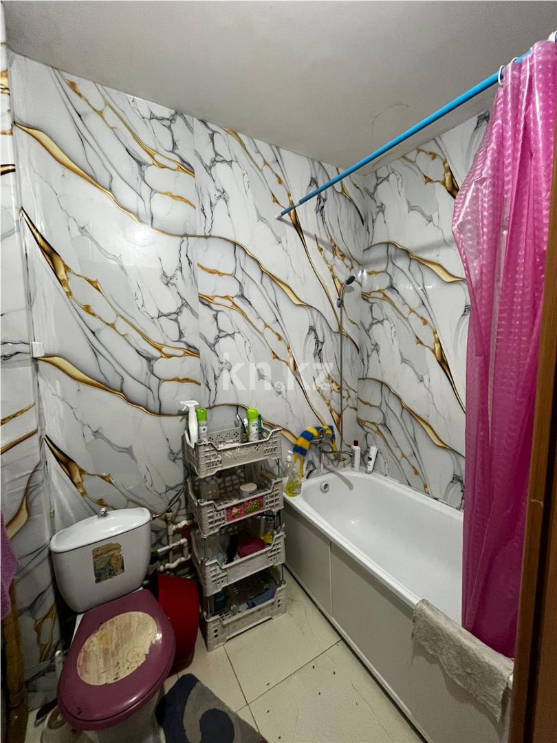 Продажа 1-комнатной квартиры, 32 м², мкр-н 14 в Караганде - фото 4