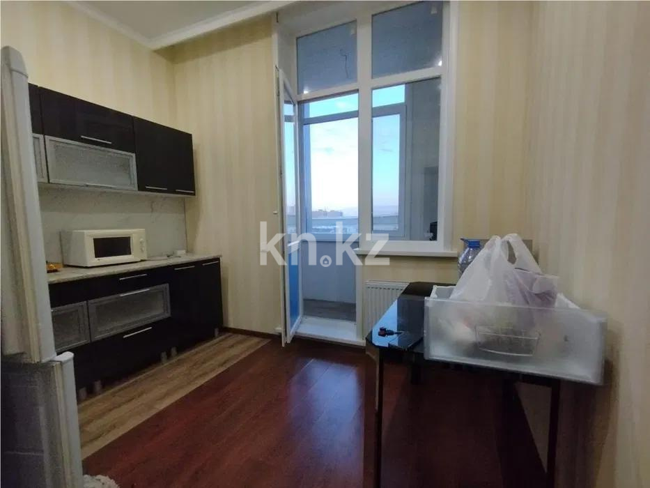 Продажа 1-комнатной квартиры, 38 м², ул. Байтурсынова, дом  32/1 в Астане - фото 2