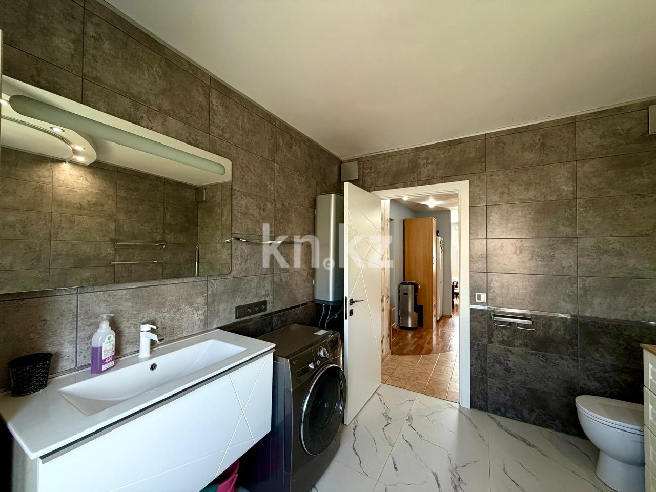 Продажа 4-комнатной квартиры, 76 м² в Караганде - фото 11
