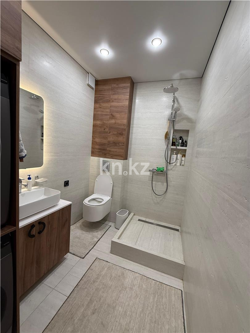 Продажа 2-комнатной квартиры, 65 м² в Караганде - фото 9