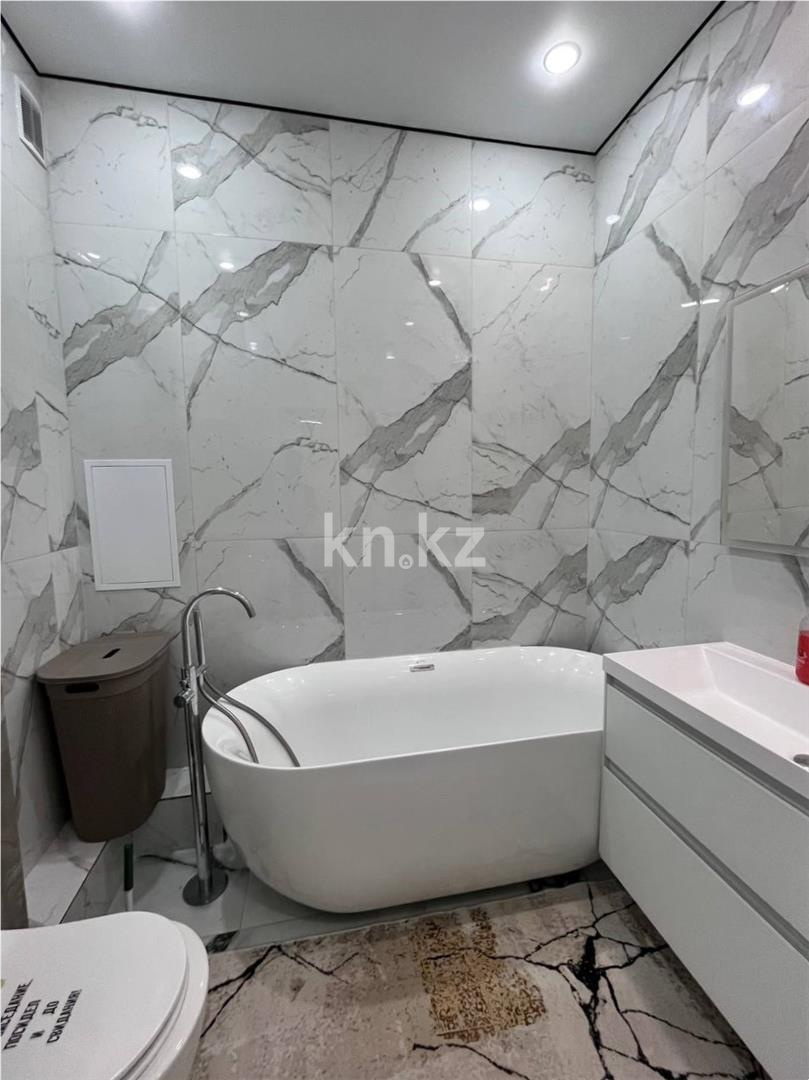 Продажа 3-комнатной квартиры, 89 м² в Караганде - фото 16
