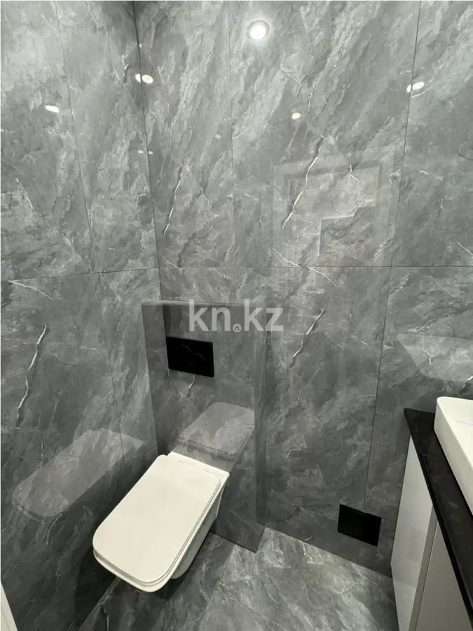 Продажа 3-комнатной квартиры, 71 м², ул. Ауэзова, дом  2/8 в Алматы - фото 5