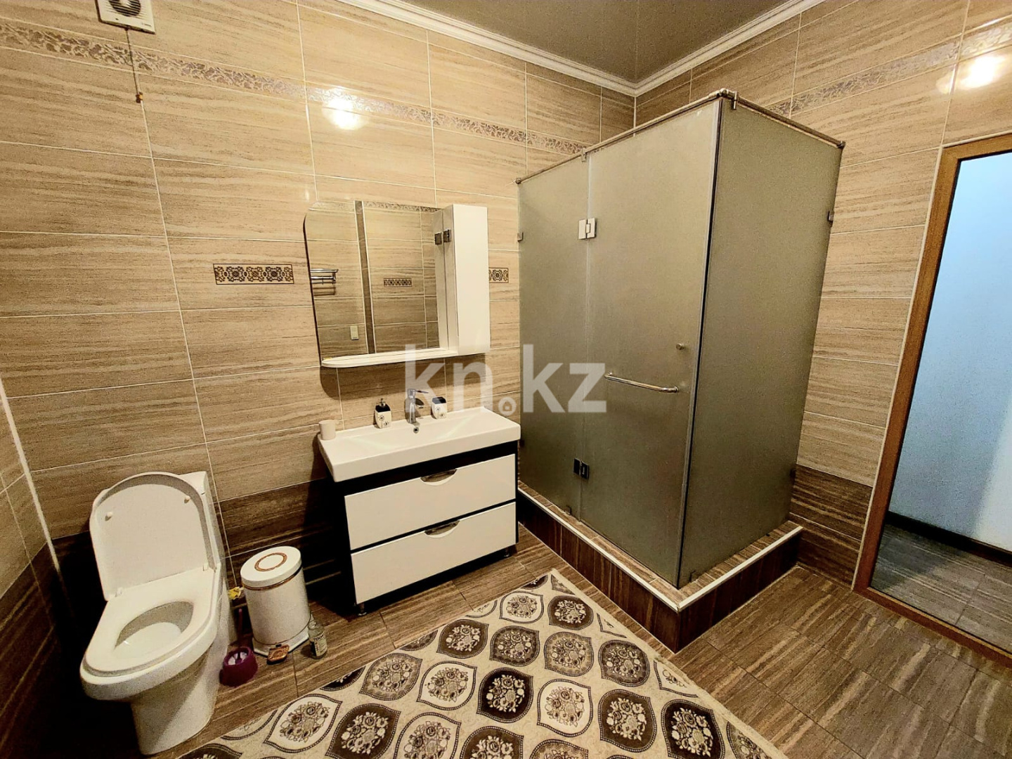 Продажа 3-комнатной квартиры, 145 м², ул. Дулати, дом  201а в Шымкенте - фото 10