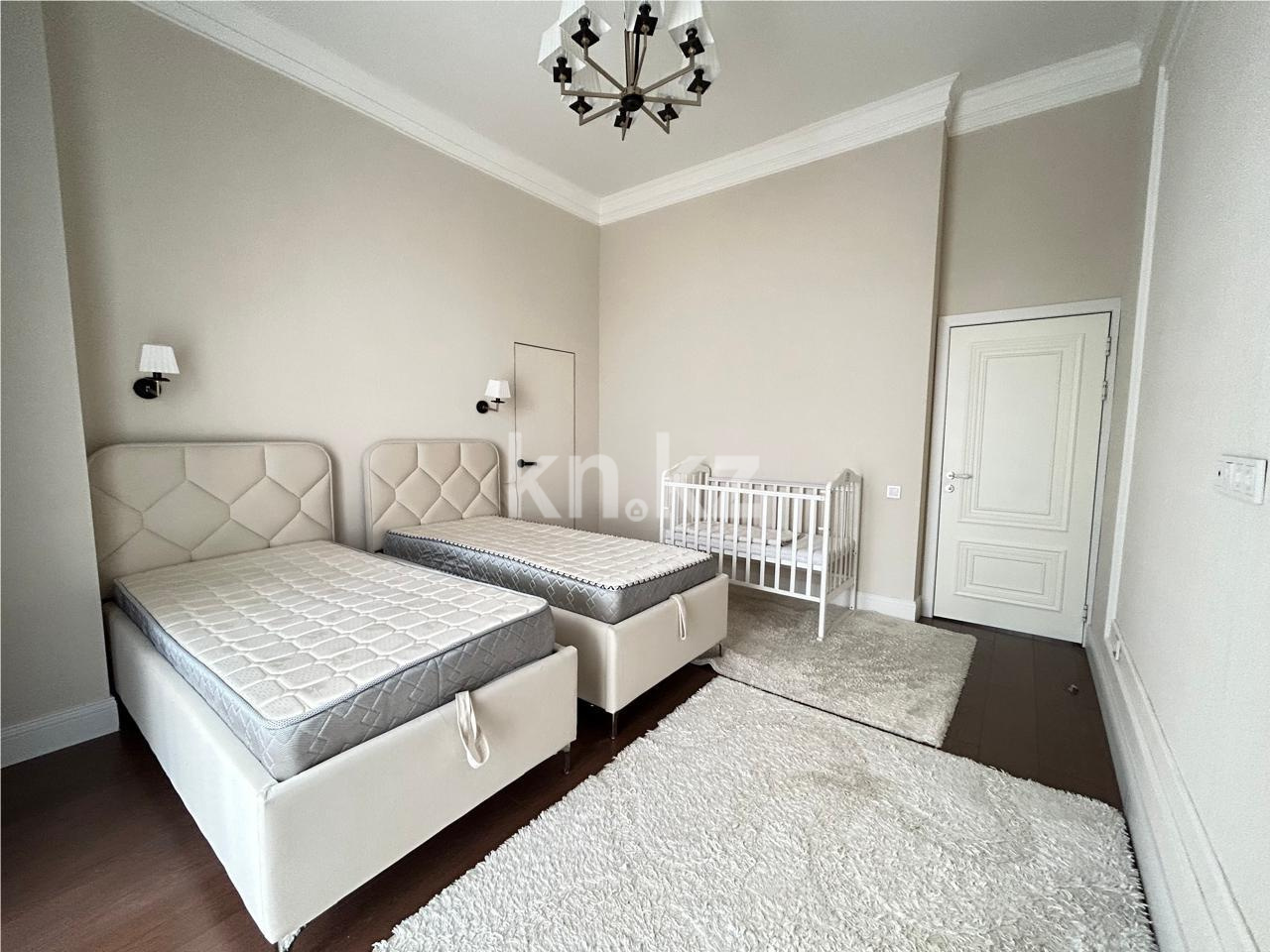 Продажа 5-комнатной квартиры, 223.3 м², ул. Керей, Жанибек хандар в Астане - фото 10