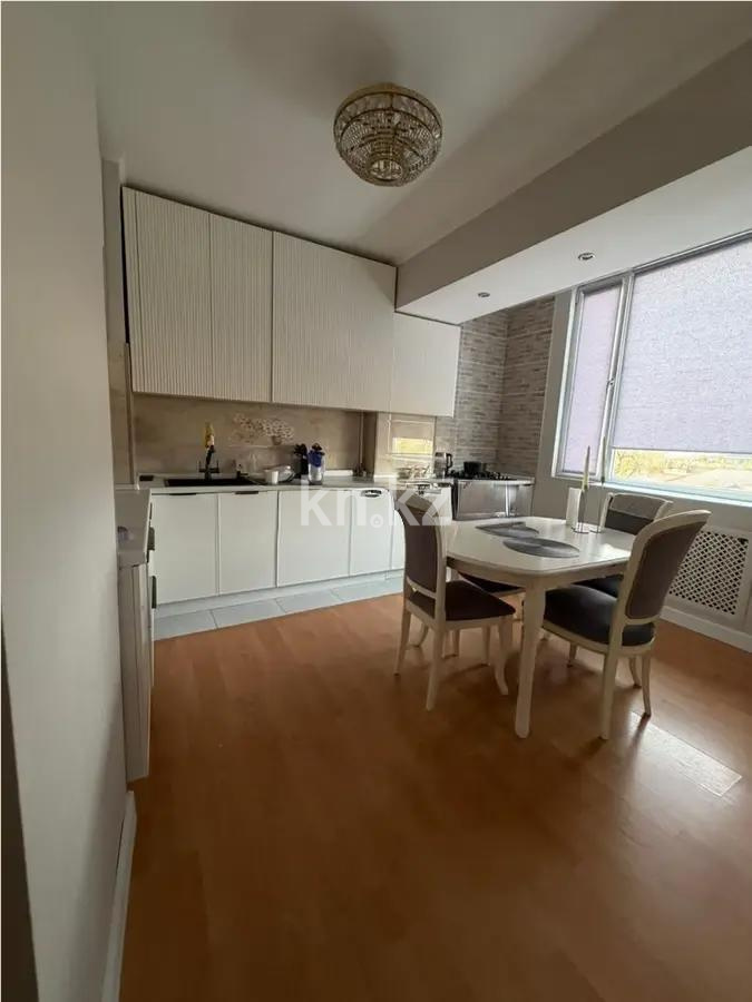 Продажа 2-комнатной квартиры, 68 м², пр. Абылай хана, дом  74 в Алматы - фото 3