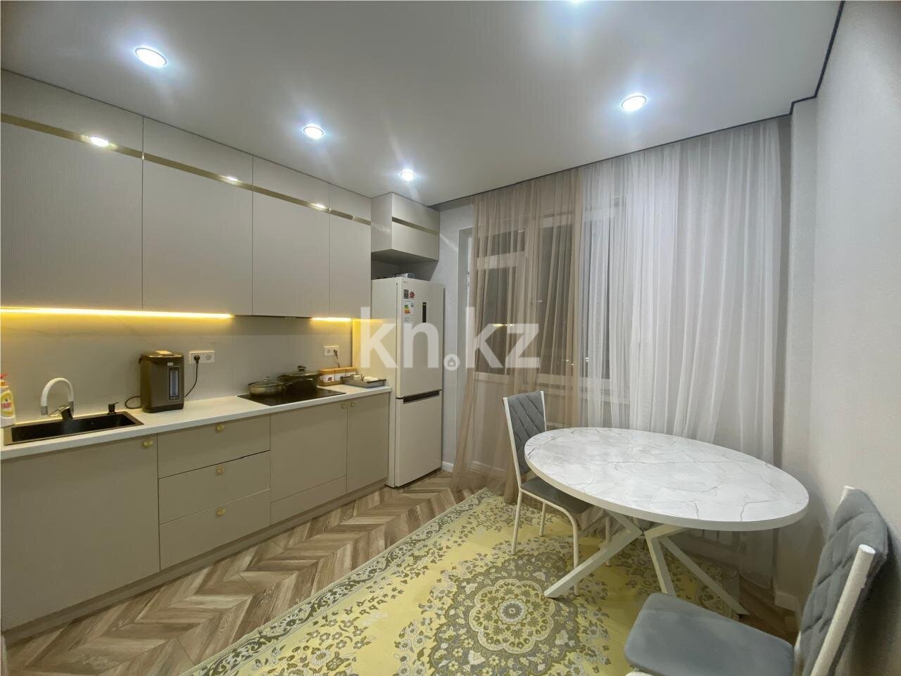 Продажа 1-комнатной квартиры, 52.5 м² в Астане - фото 2