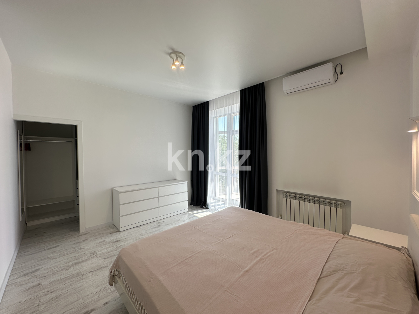 Продажа 4-комнатной квартиры, 198 м², ул. Ботаническая, дом  12/12 в Караганде - фото 11