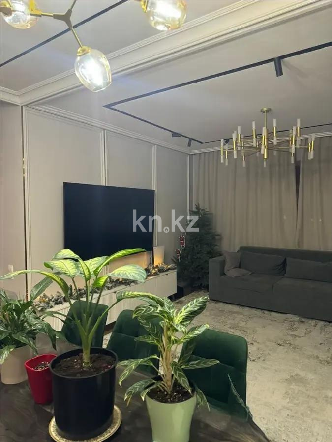 Продажа 4-комнатной квартиры, 145 м² в Караганде
