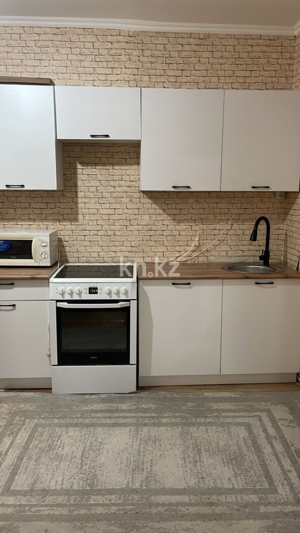 Аренда 2-комнатной квартиры, 45 м² в Астане