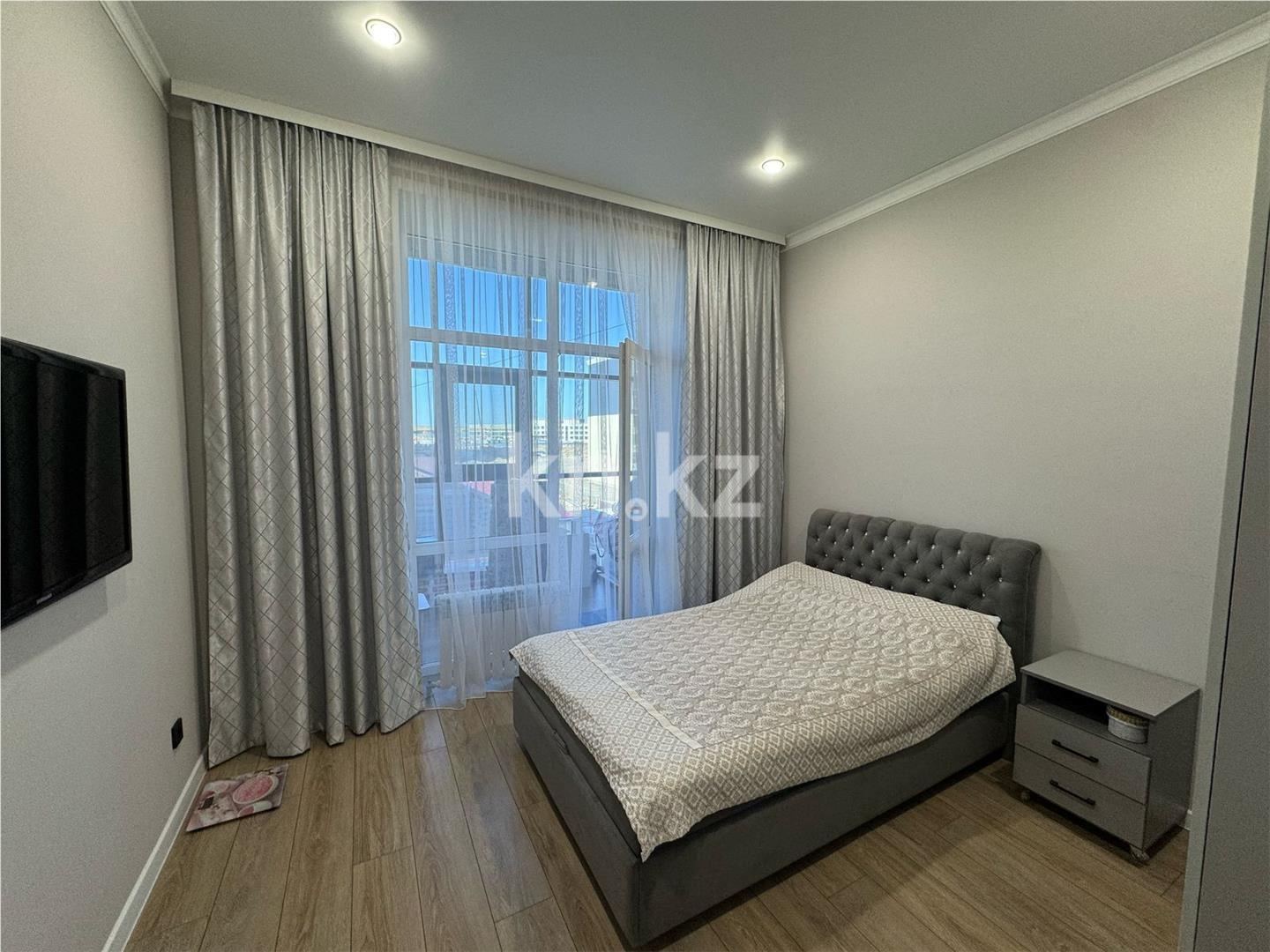 Продажа 4-комнатной квартиры, 121 м², ул. Таттимбета, дом  33/11 в Караганде - фото 4