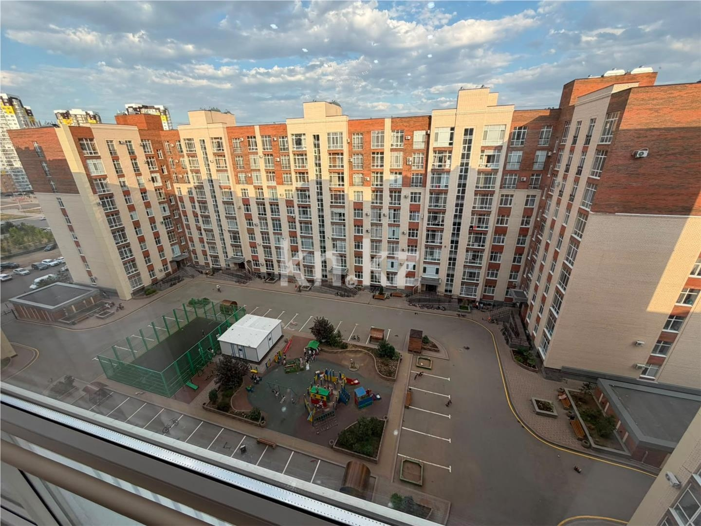 Продажа 4-комнатной квартиры, 100 м² в Караганде - фото 24