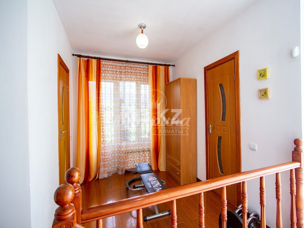 Продажа 4-комнатного дома, 170 м², ул. Кербулакская, дом  5б в Алматы - фото 8