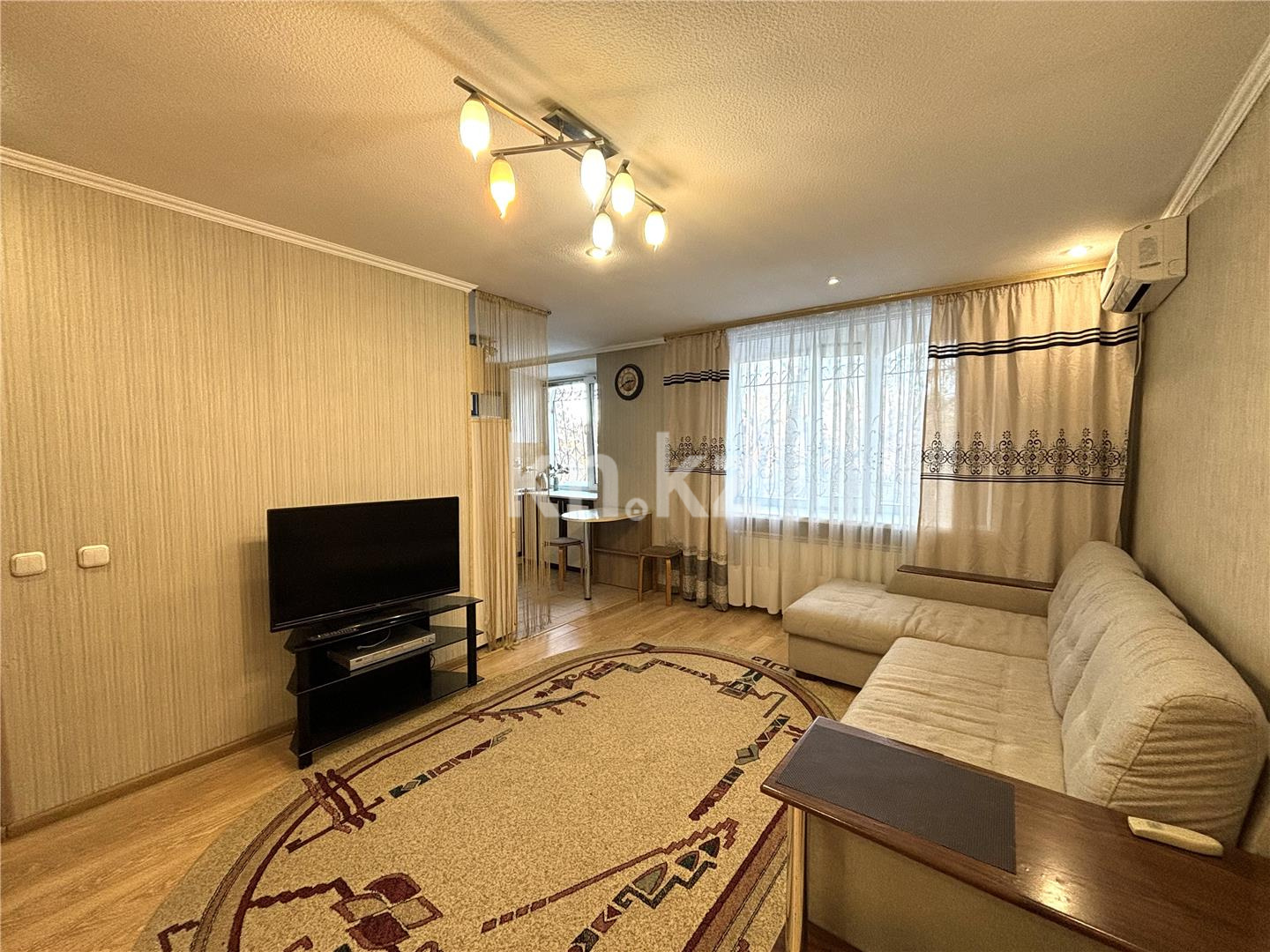 Продажа 1-комнатной квартиры, 31 м², ул. Аманжолова в Караганде
