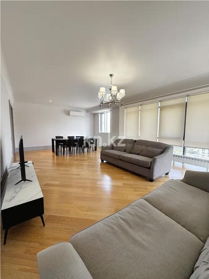 Продажа 3-комнатной квартиры, 160 м², ул. Маркова, дом  61/1 в Алматы