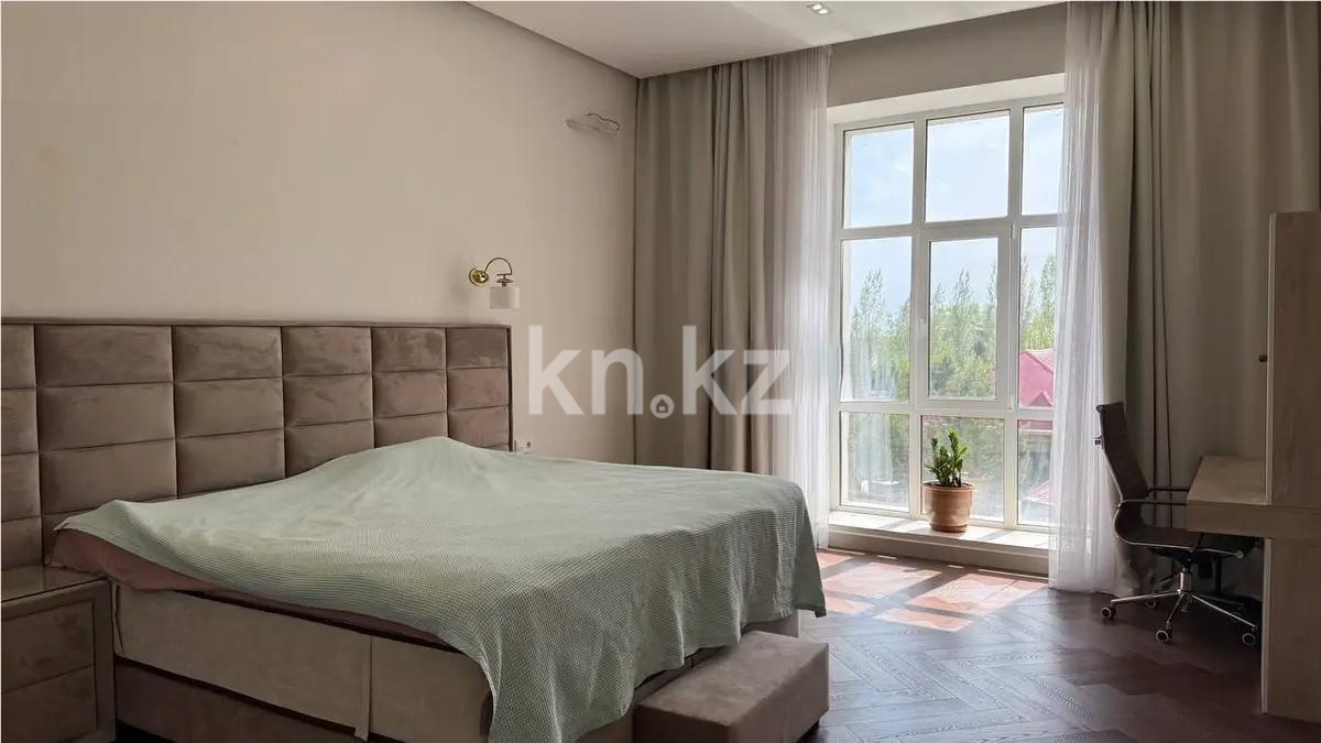 Продажа 4-комнатной квартиры, 135 м² в Астане - фото 4
