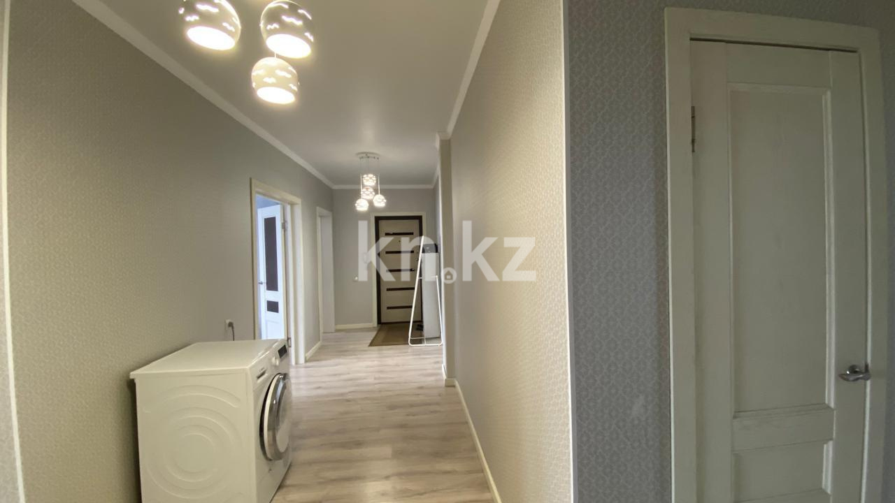 Продажа 3-комнатной квартиры, 93 м², пр. Шахтеров в Караганде - фото 9