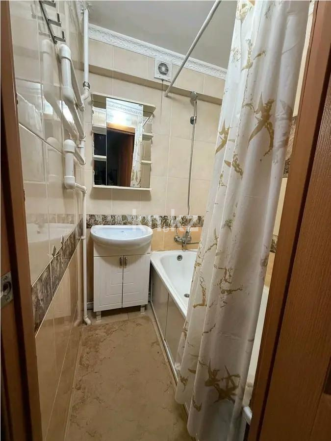 Продажа 2-комнатной квартиры, 51 м², ул. Сатыбалдина, дом  4 в Караганде - фото 4