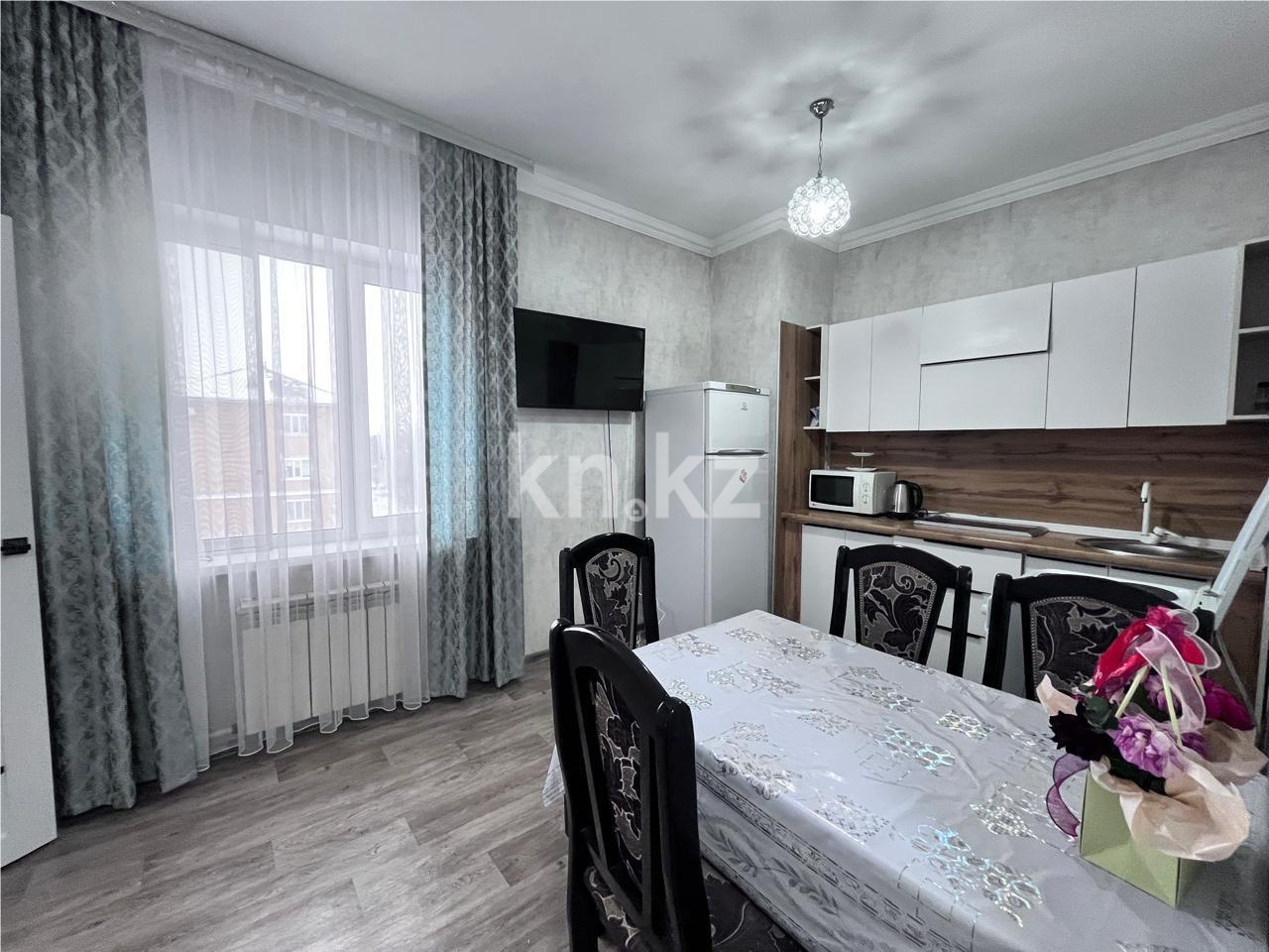 Продажа 2-комнатной квартиры, 57 м², ул. Университетская в Караганде - фото 2