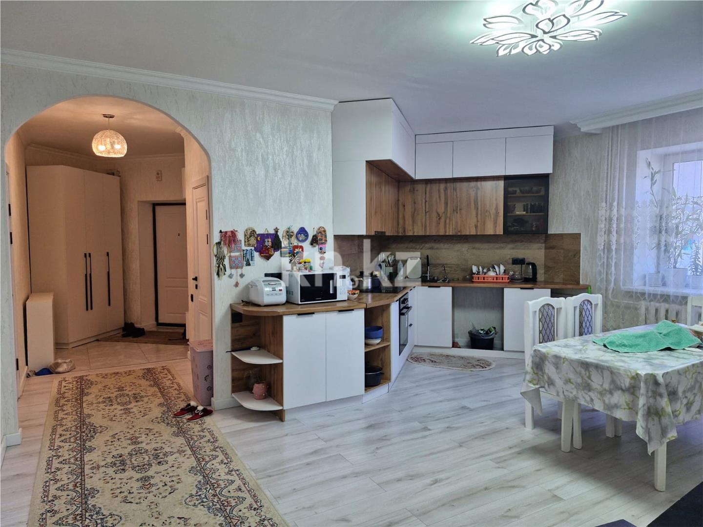 Продажа 4-комнатной квартиры, 110 м², ул. Керей, Жанибек хандар в Астане - фото 9