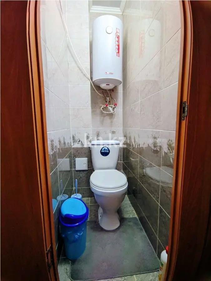 Продажа 2-комнатной квартиры, 45 м², мкр-н 18, дом  2 в Караганде - фото 5