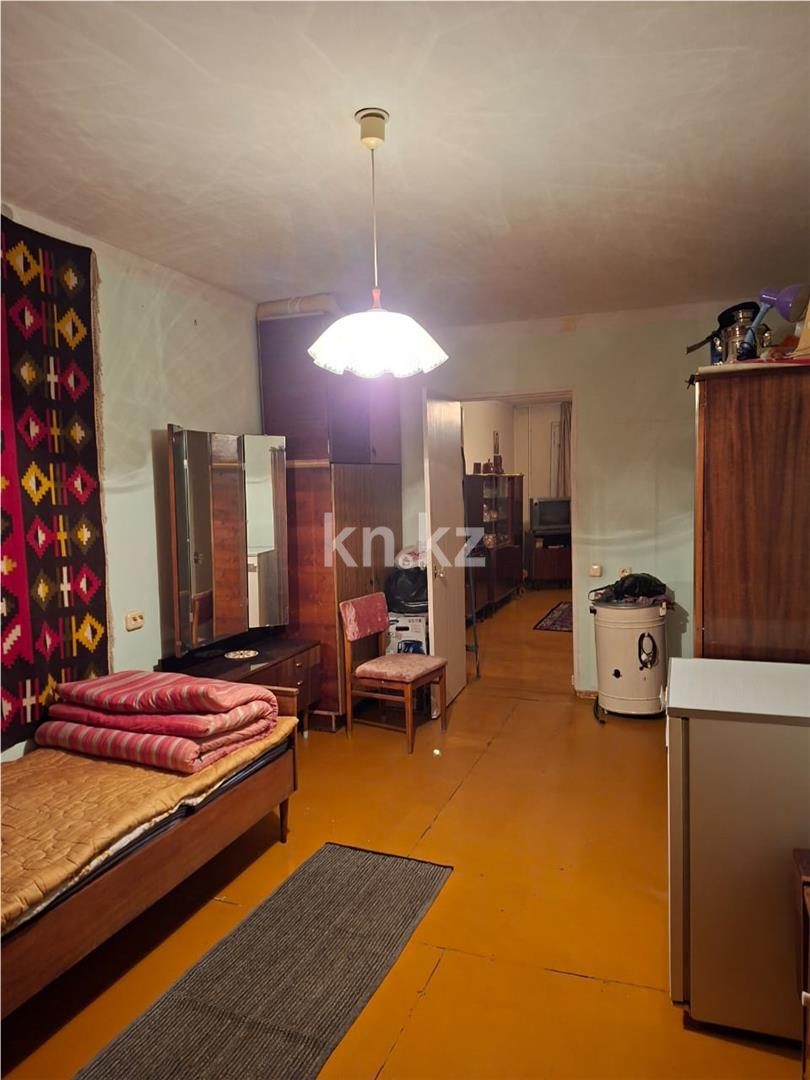 Продажа 2-комнатной квартиры, 47 м², ул. Университетская в Караганде - фото 4