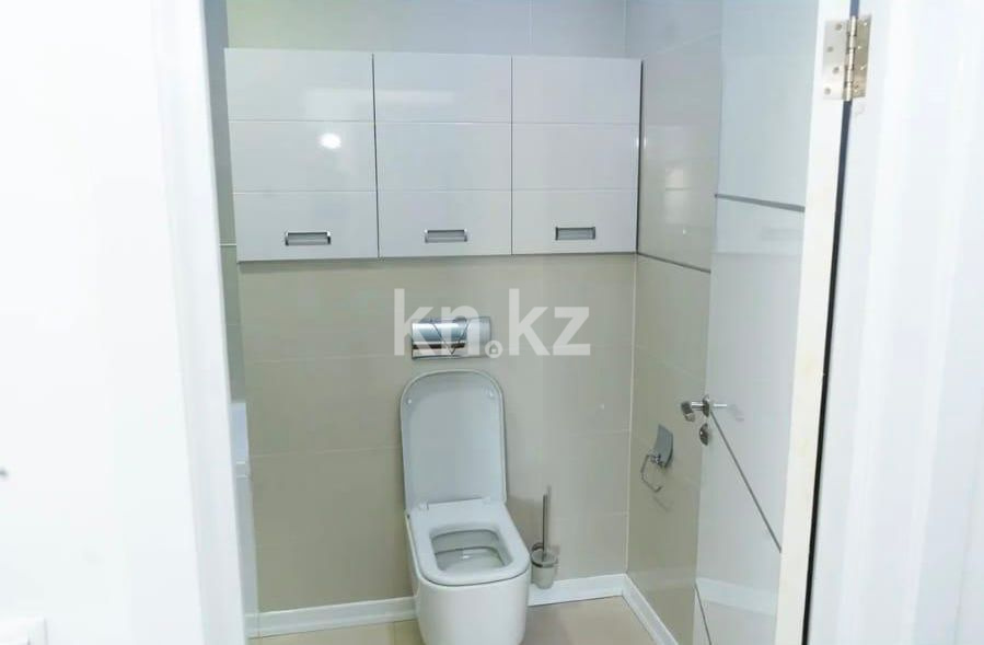 Аренда 3-комнатной квартиры, 115 м², пр. Кабанбай батыра, дом  6/3 в Астане - фото 12